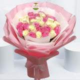35 Pink White Roses bouquet