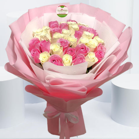35 Pink White Roses bouquet