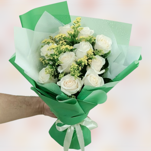 10 Cream Rose bouquet