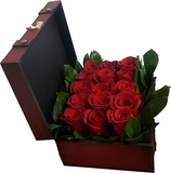 Treasure Box Arrangement of 15 Red roses - VD - Arabian Petals (1628949086266)