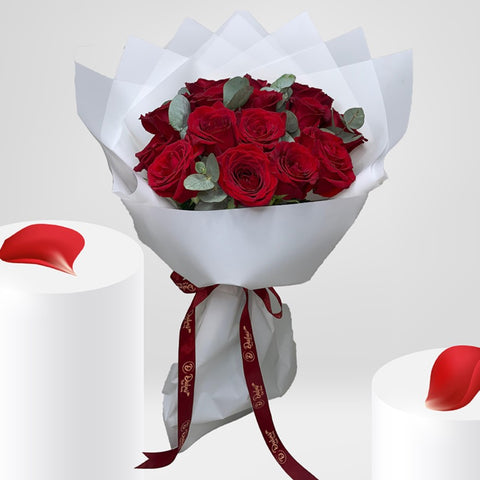 15 Red Roses Bouquet(White)