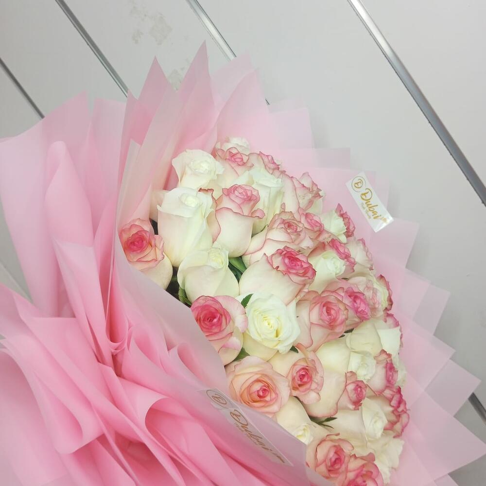 Light Pink N White Roses Bouquet