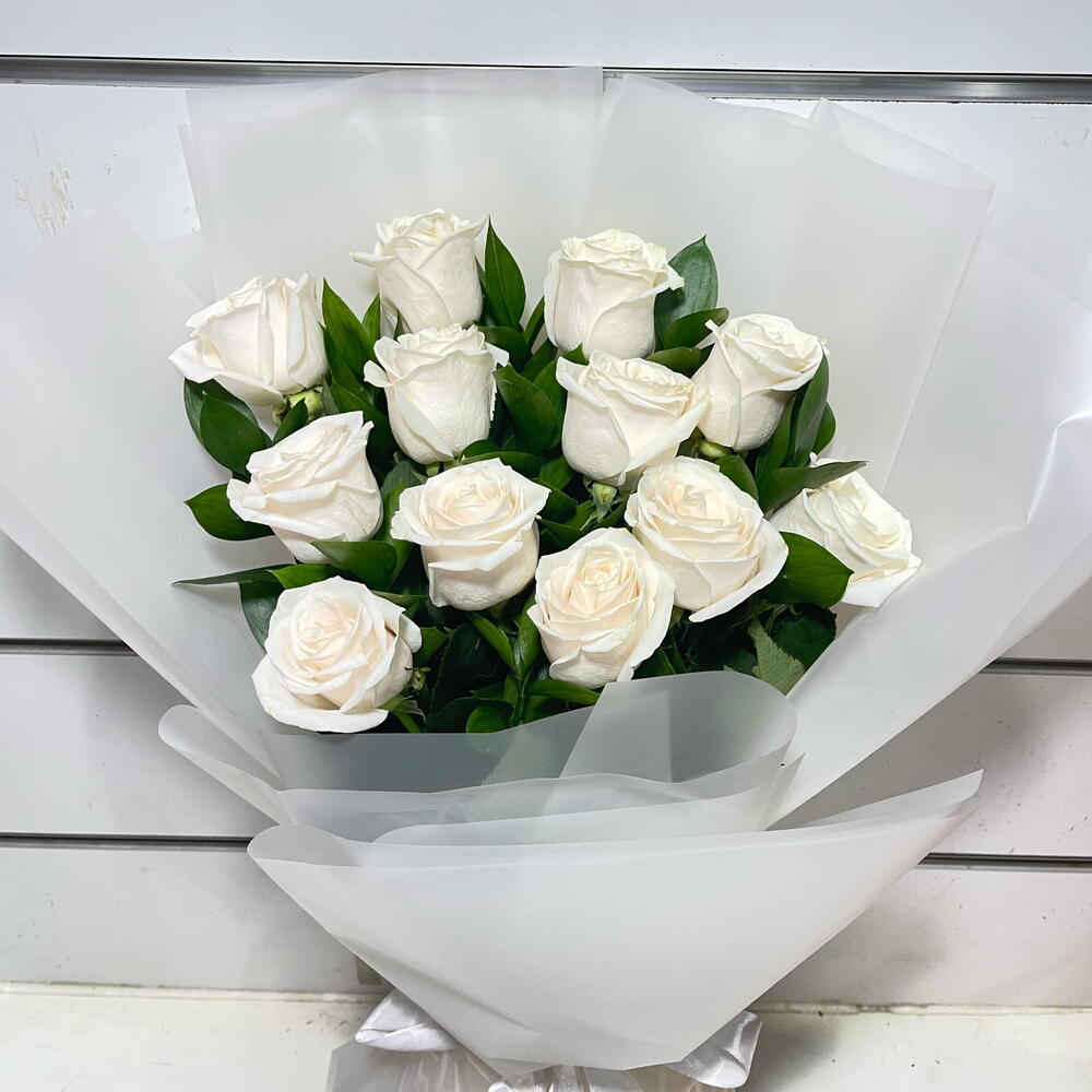 10 Vendela Roses Bouquet