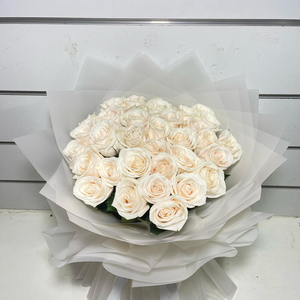 25 Vendela Roses Bouquet