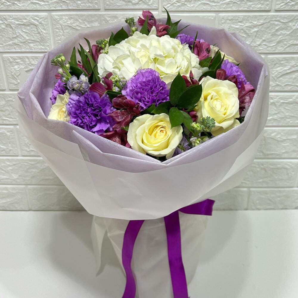 Purple Carnation Rose Bouquet