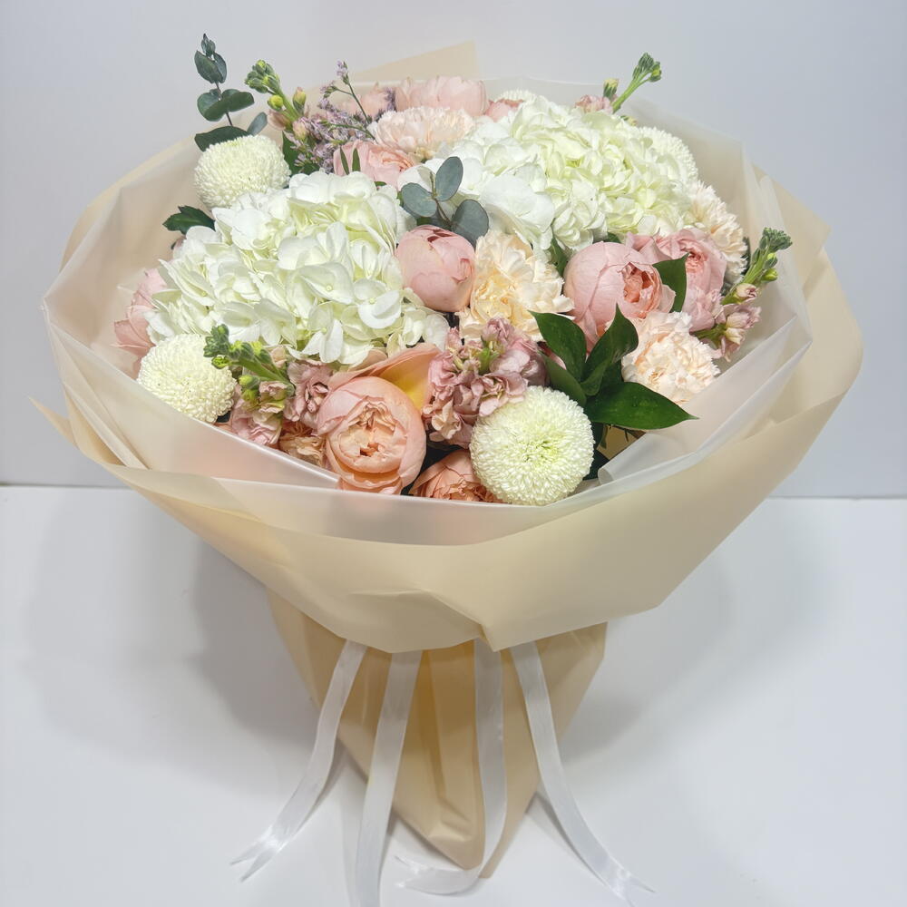 Garden Spray Rose Hydrangea Bouquet