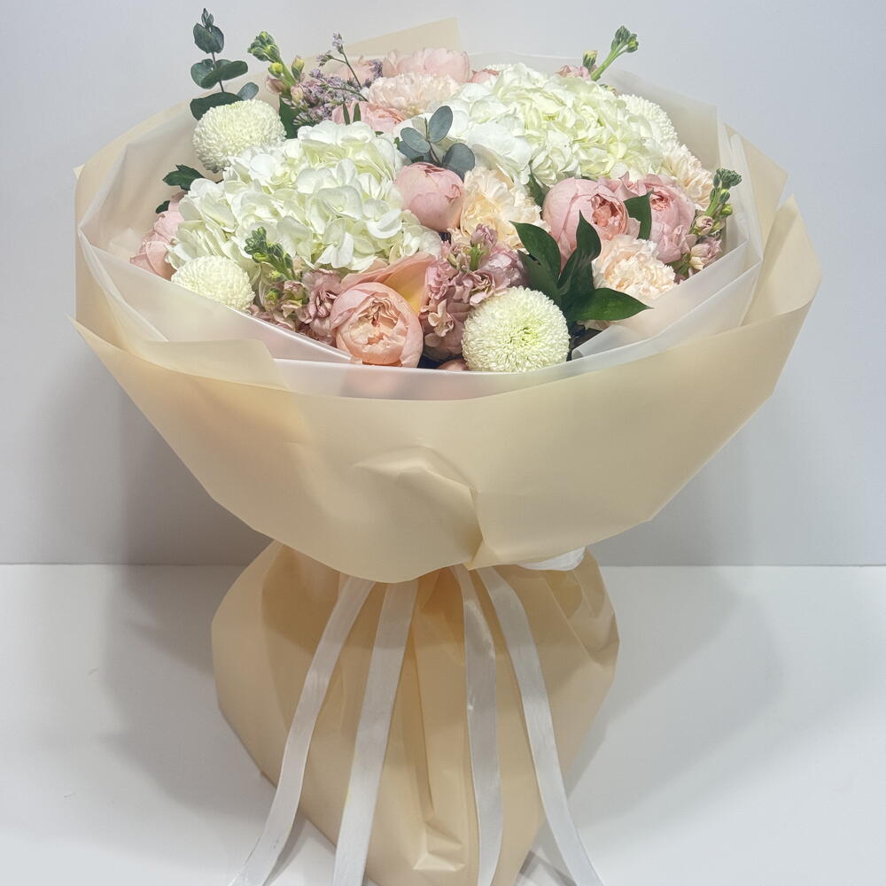 Garden Spray Rose Hydrangea Bouquet