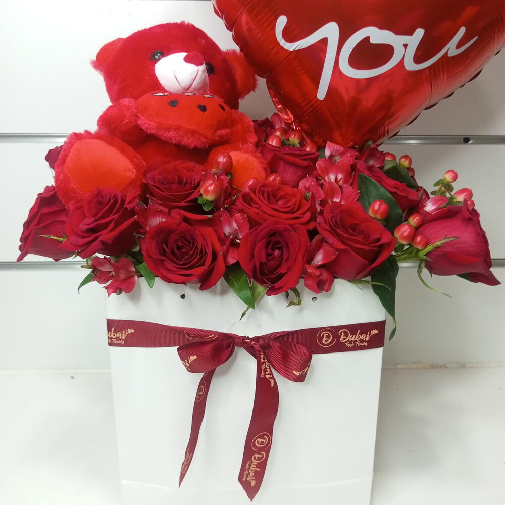 Teddy Bear-Balloon N Red Roses Gift Bag Arrangement