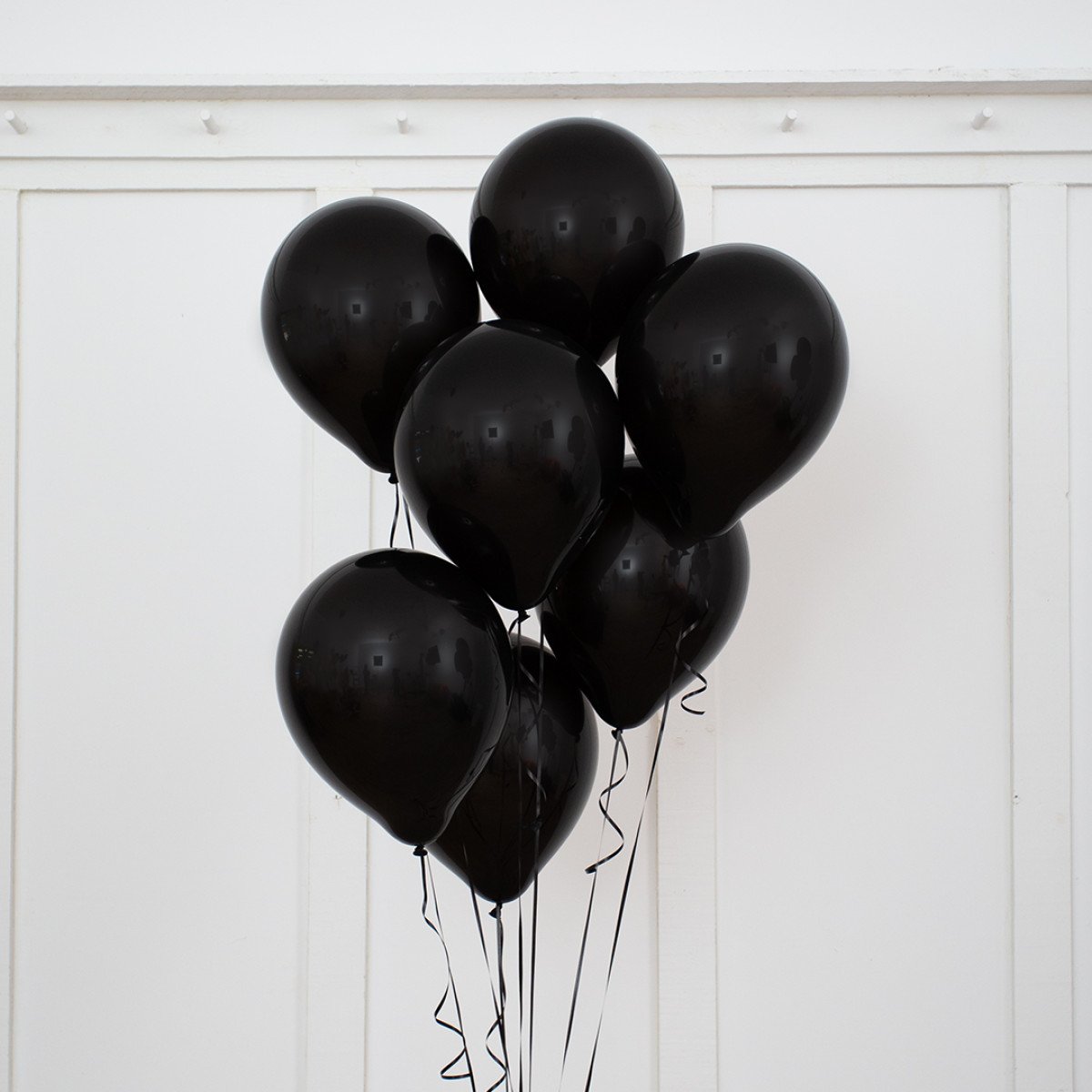 Onyx Black Party Helium Latex Balloon Bunch