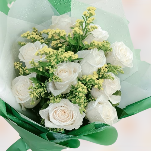 10 Cream Rose bouquet