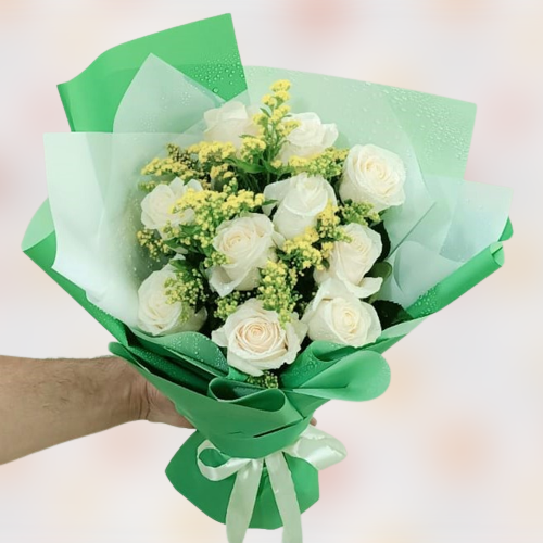 10 Cream Rose bouquet