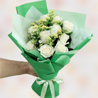 10 Cream Rose bouquet