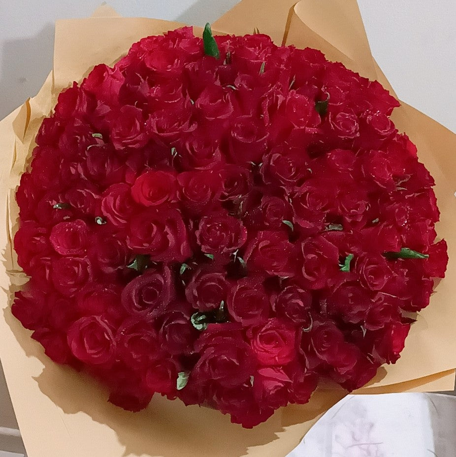 100  Red Roses  Bouquet