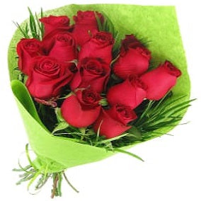 Red Roses Bouquet - FWR - Arabian Petals (2106009550906)