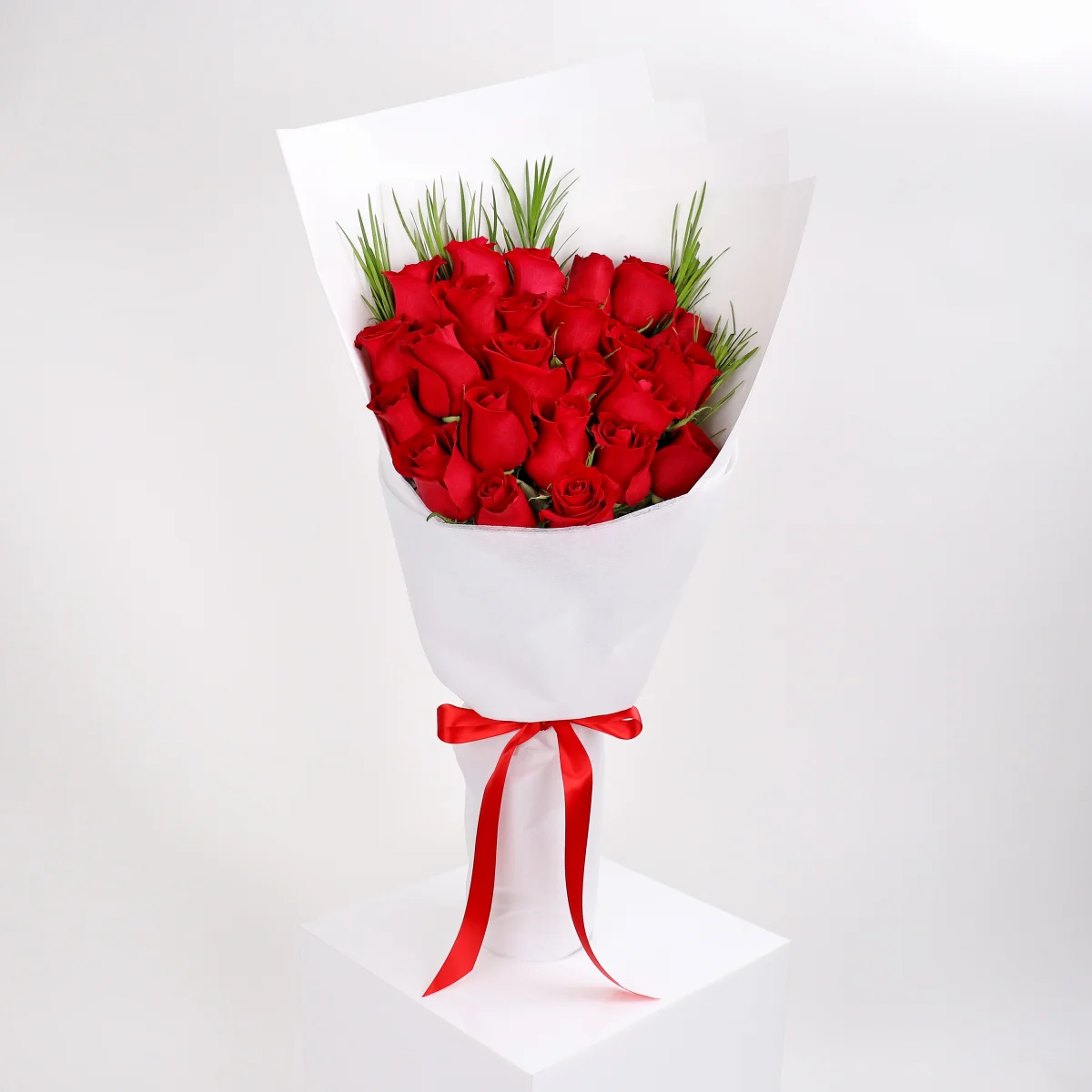 Valentine's Day Flowers | Valentine's Day Gift Delivery Online UAE