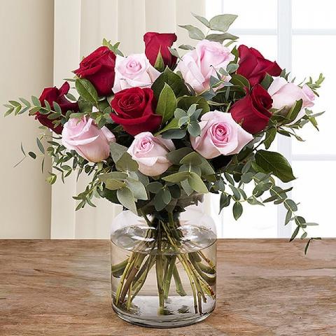 Love Actually-Red and Pink Roses with vase (5818584072356)