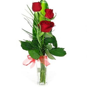 3 Roses in a Vase - FWR - Arabian Petals (2105638027322)