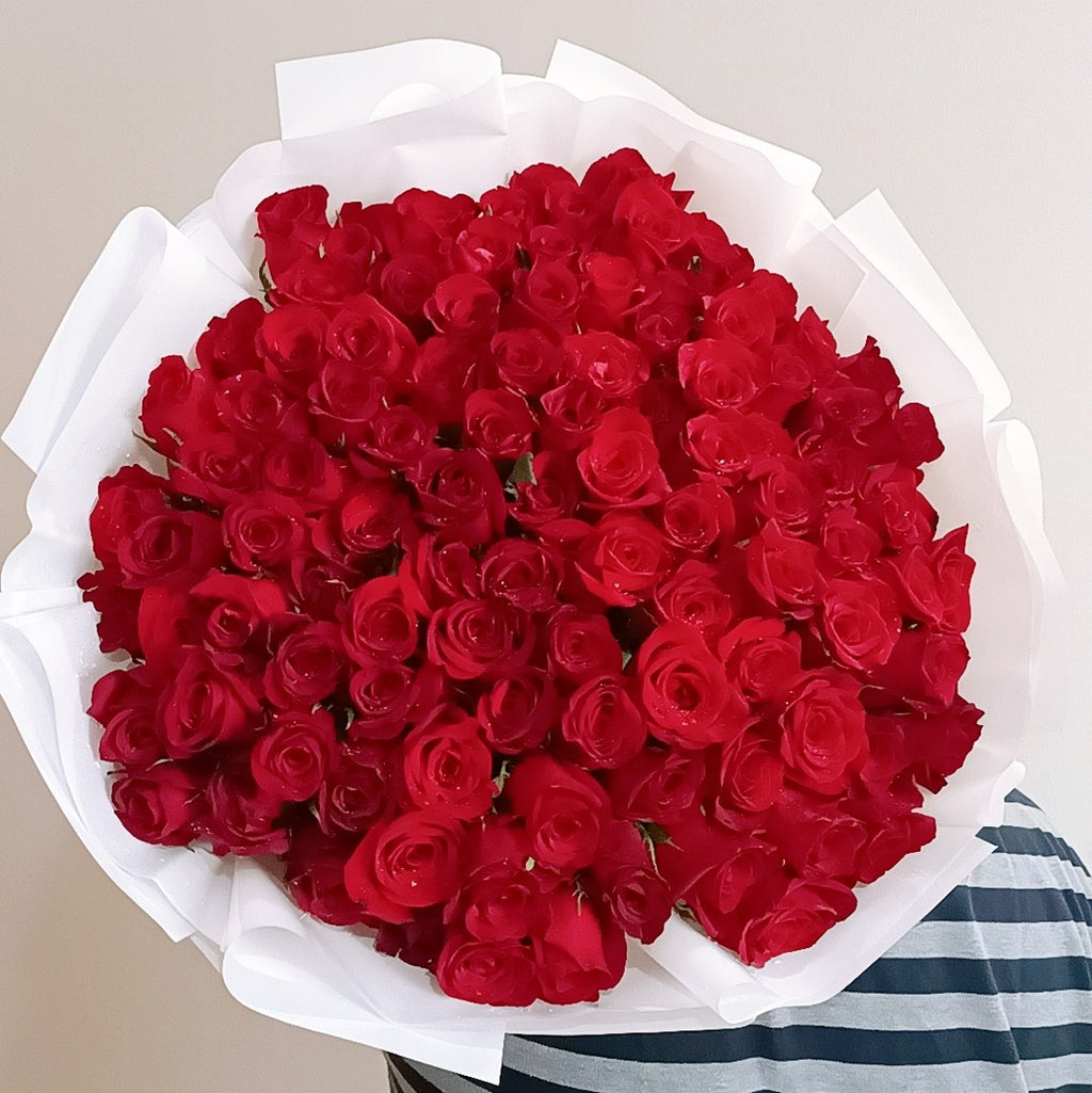70cm Red Roses 101 Red Roses Bouquet (70CM) – Arabian Petals