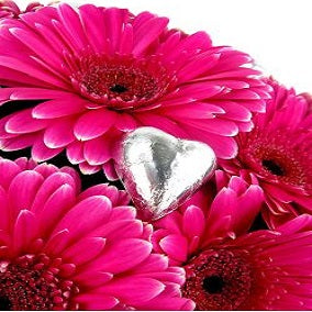 Gerbera and Chocolate Box - Arabian Petals (2096529080378)