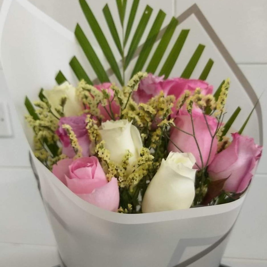 Mix Color Roses Bouquet - Arabian Petals (5329675026596)