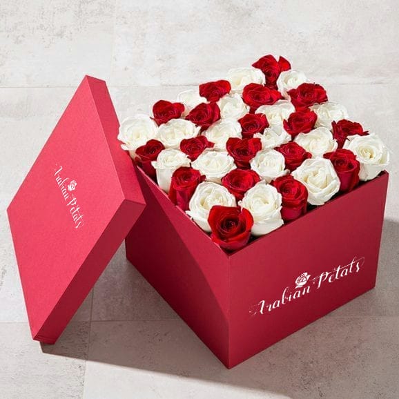 Red & White Roses - Red Square Box - Arabian Petals (4570035028013)