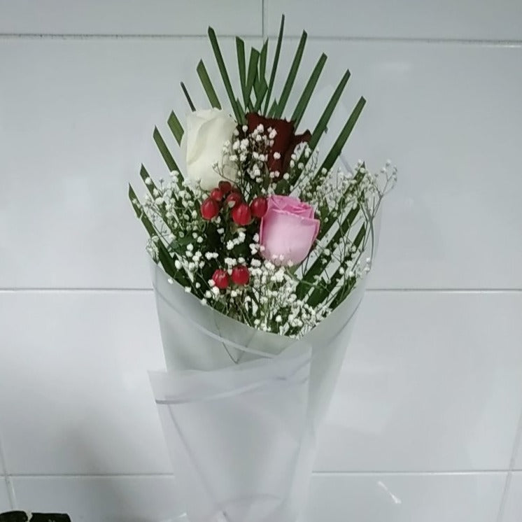Mix Colour Roses bouquet - Arabian Petals (4588673957933)