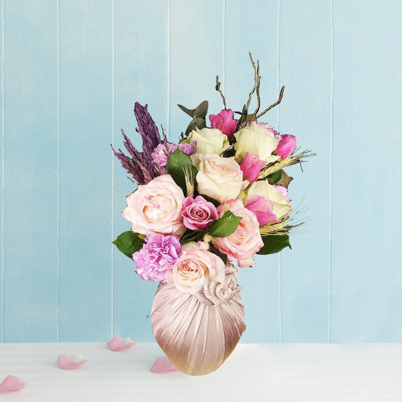 Elegant Arrangement (6875133608100)