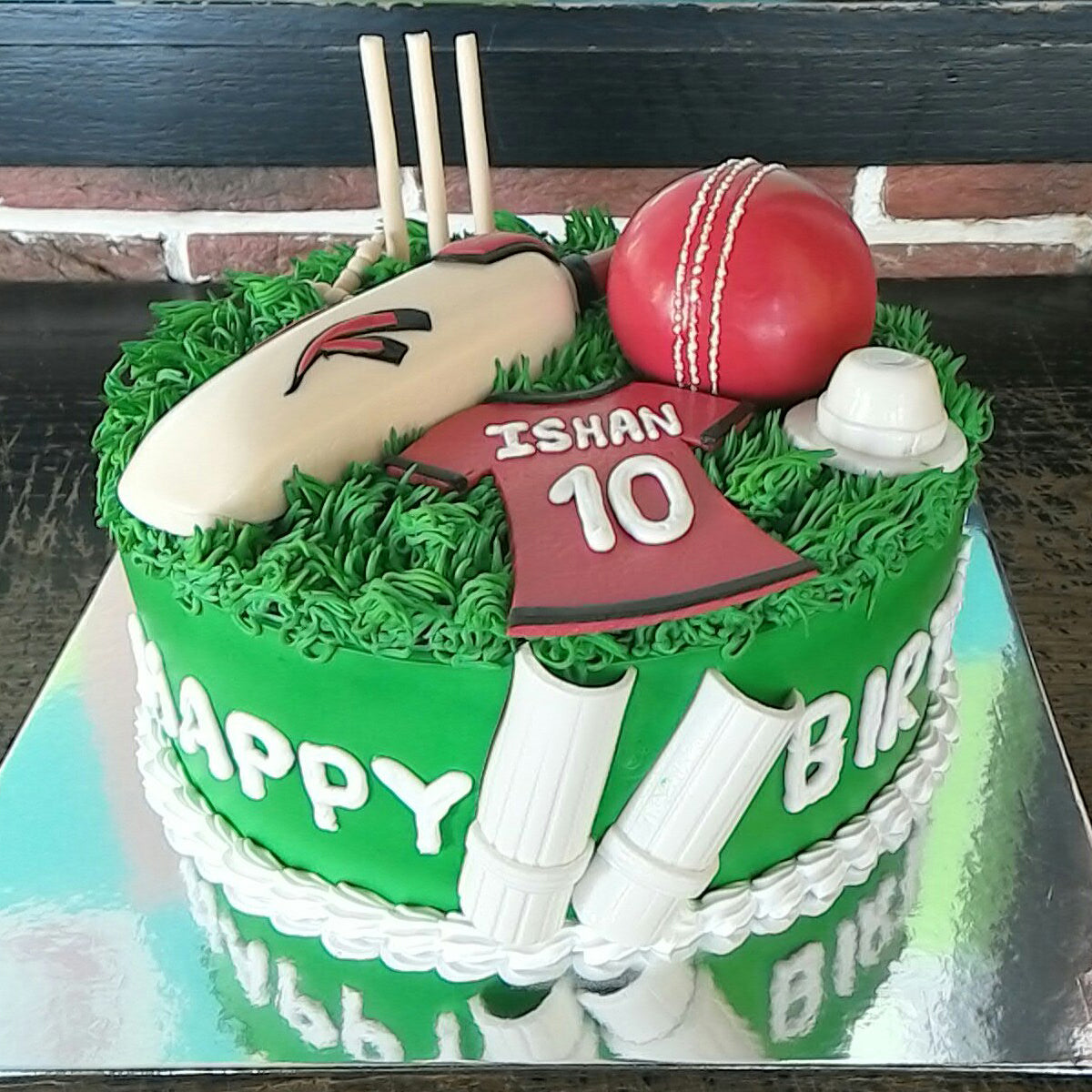 Cricket Bat And Ball Made From Rkt Covered In Ganache Then Fondant Cake Is  Vanilla Filled With Alternating Layers Of Lemon Curd And Vanilla -  CakeCentral.com