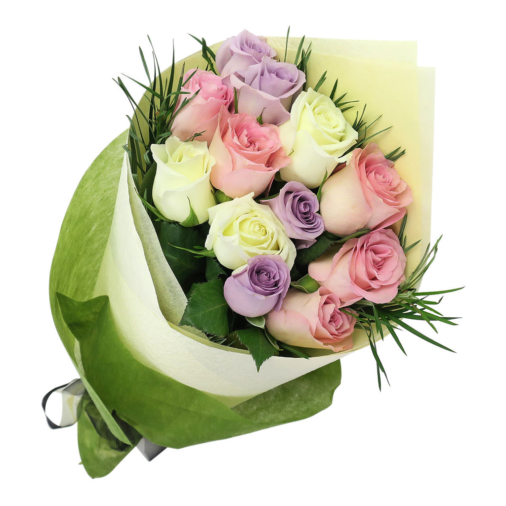 Pastel Roses - Godiva Heart Chocolate Gift Box - Arabian Petals (4535021764653)